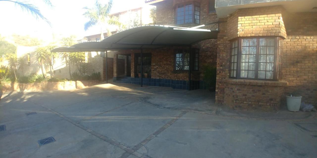 לינה וארוחת בוקר Grace Place Bnb פרטוריה מראה חיצוני תמונה