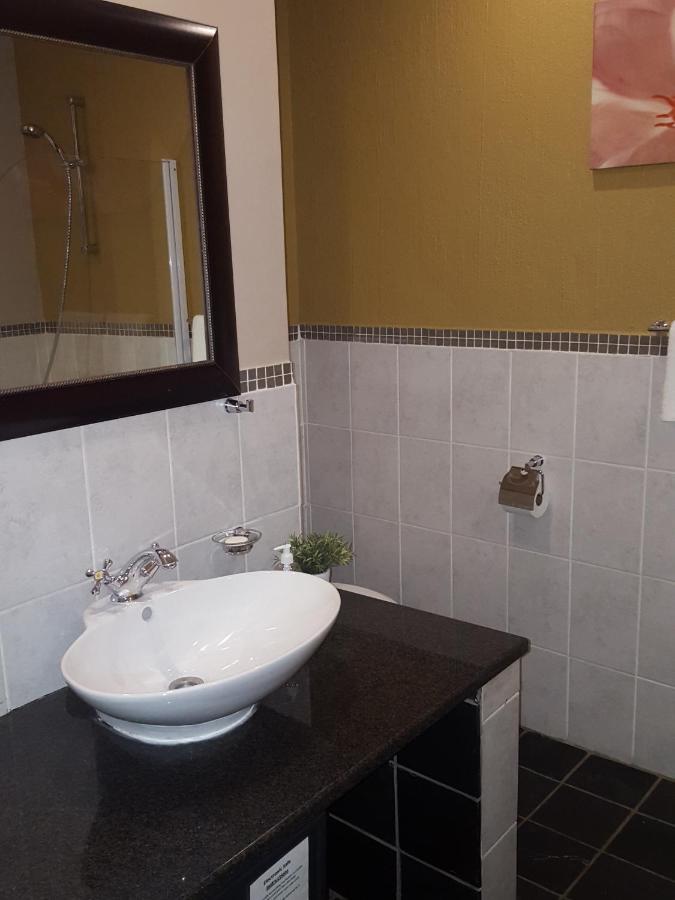 לינה וארוחת בוקר Grace Place Bnb פרטוריה מראה חיצוני תמונה